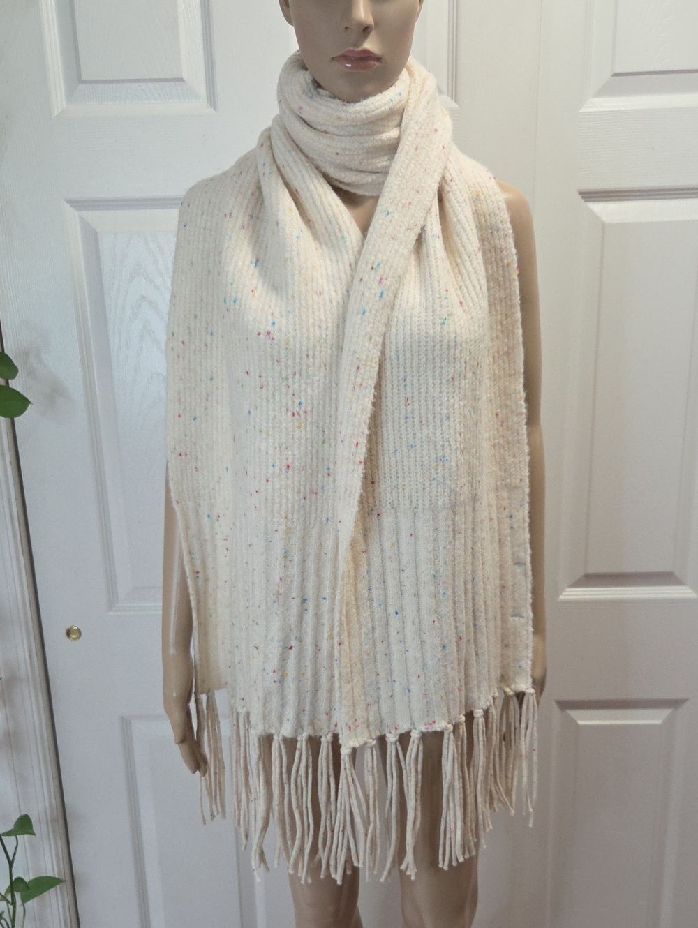 House of Harlow Cozy Speckled Scarf